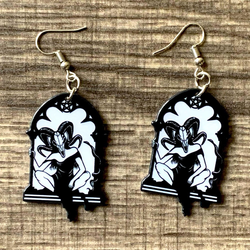 🍒🍒 Baphomet Dangle Earrings